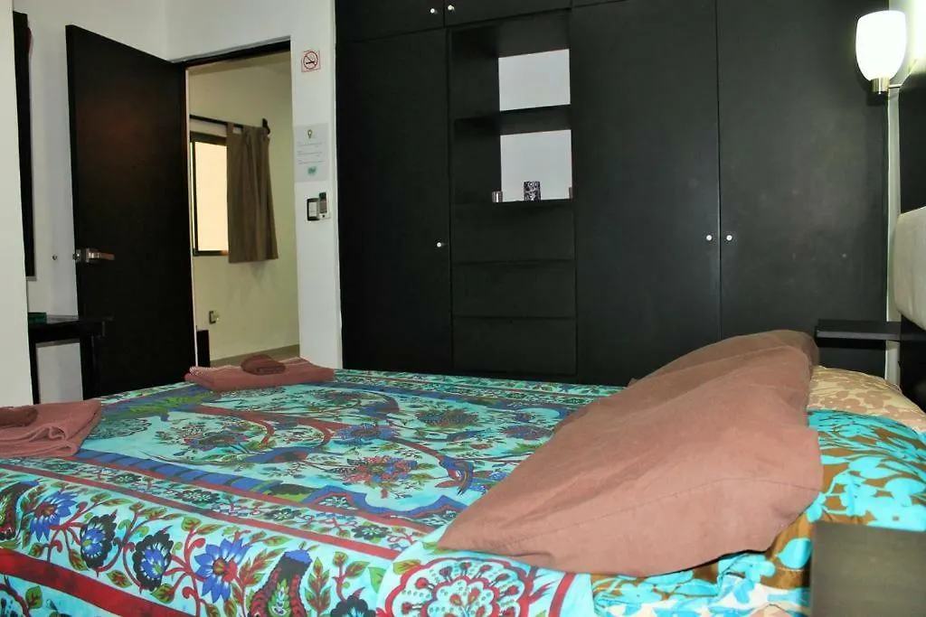 Maya Vacanze Playa Quinta B&B Playa del Carmen Alojamento de Acomodação e Pequeno-almoço